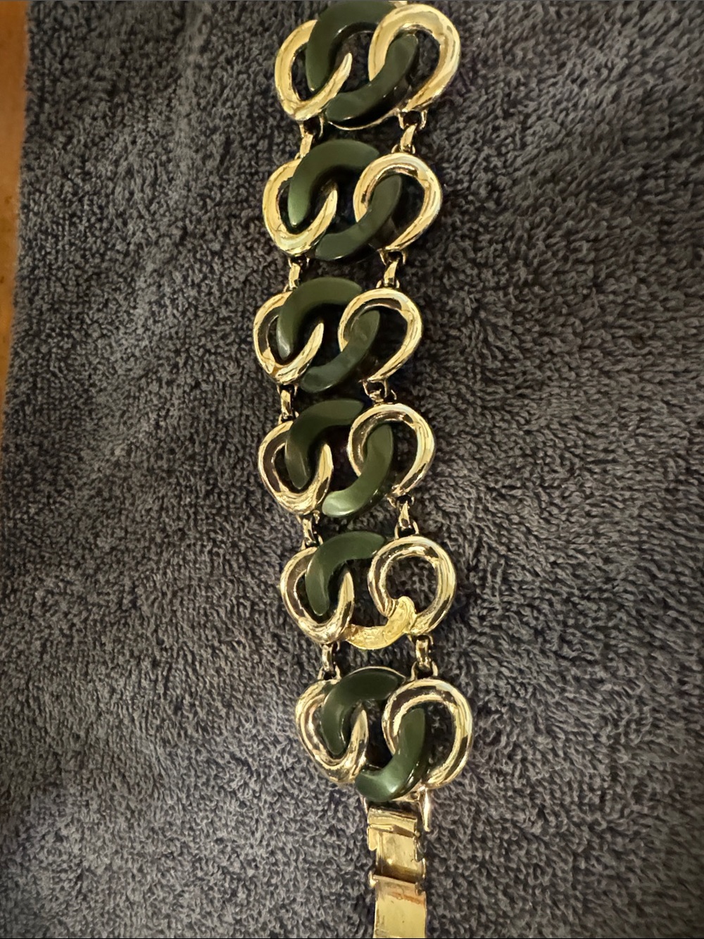 Gold-Tone Bracelet with Dark Green Links